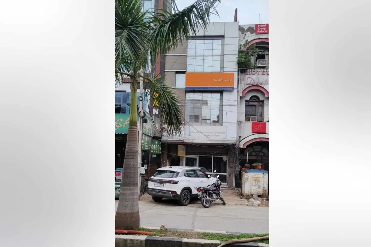 Showroom for Rent in Amabala Cantt