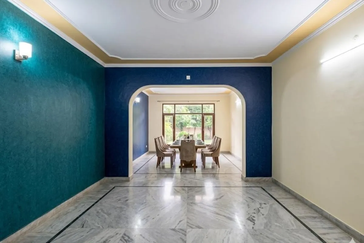 Independent Floor in Geeta Colony