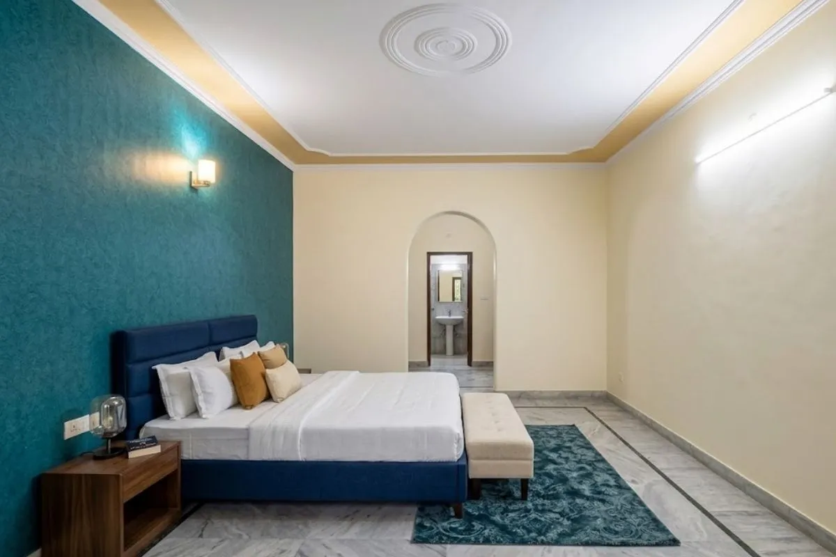 Independent Floor in Geeta Colony