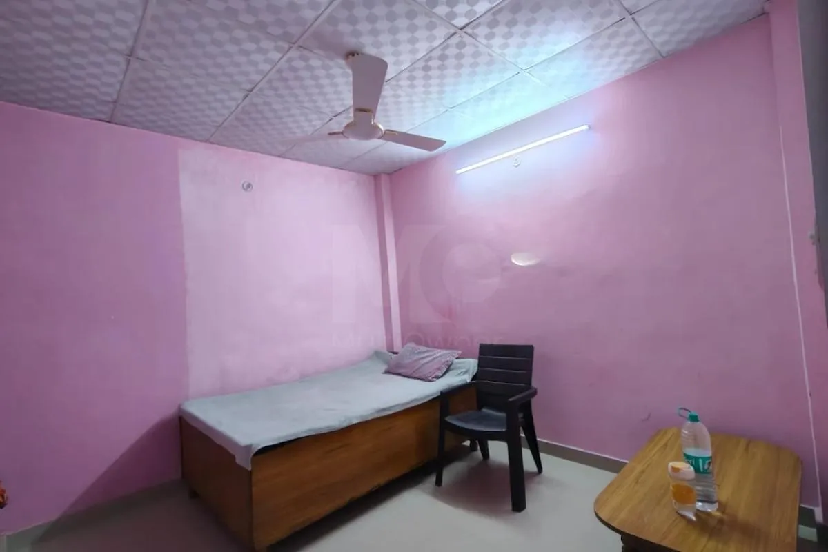 1 BHK Apartment for Rent in Sector 6