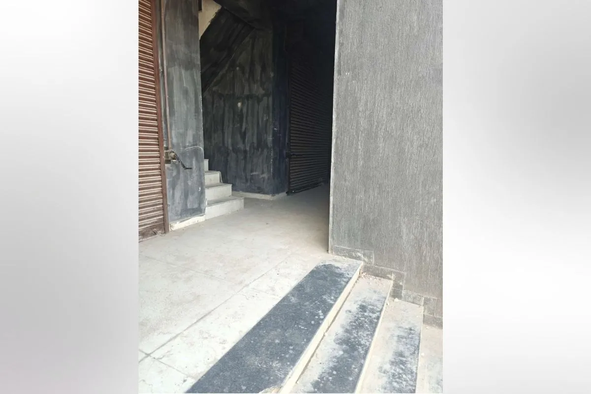 Showroom for Rent in Omega City