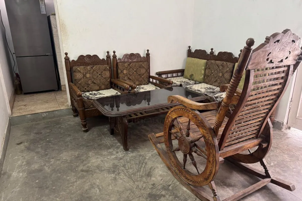 2 BHK Apartment for Sale in Delhi