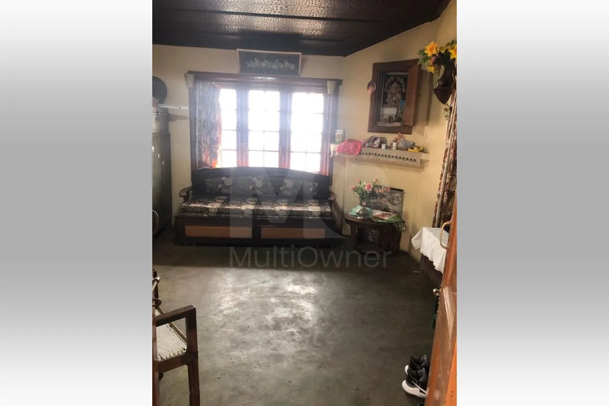 Commercial Showroom