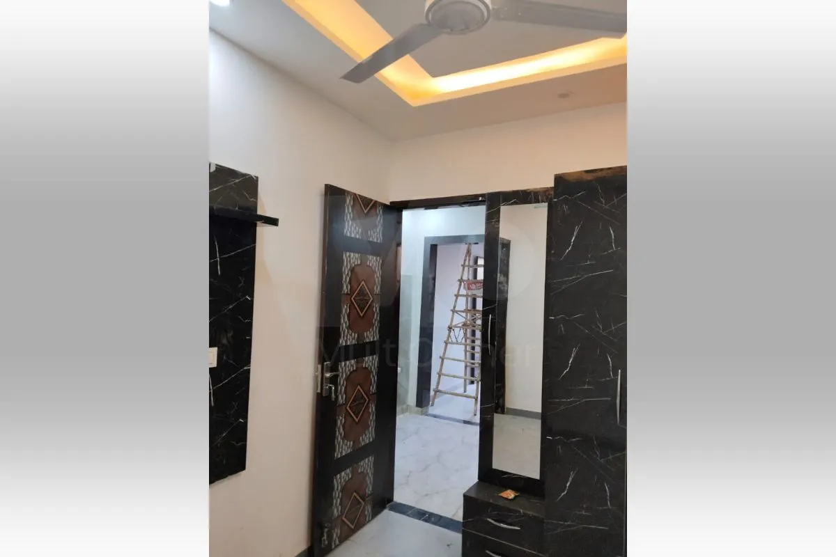 5 BHK House